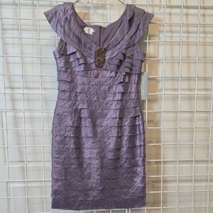 London Times Knee Length Sheath Formal Purple Dress‎ With Bead Detail 6P NWT